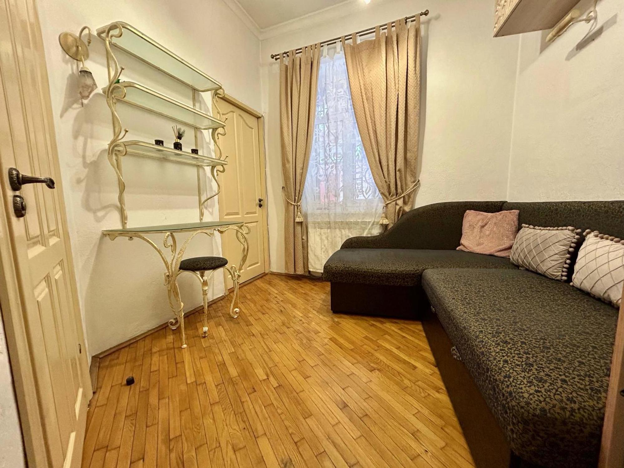 Apartments On Sholom Aleichem Та Ще Варіант Поруч 리비프 외부 사진