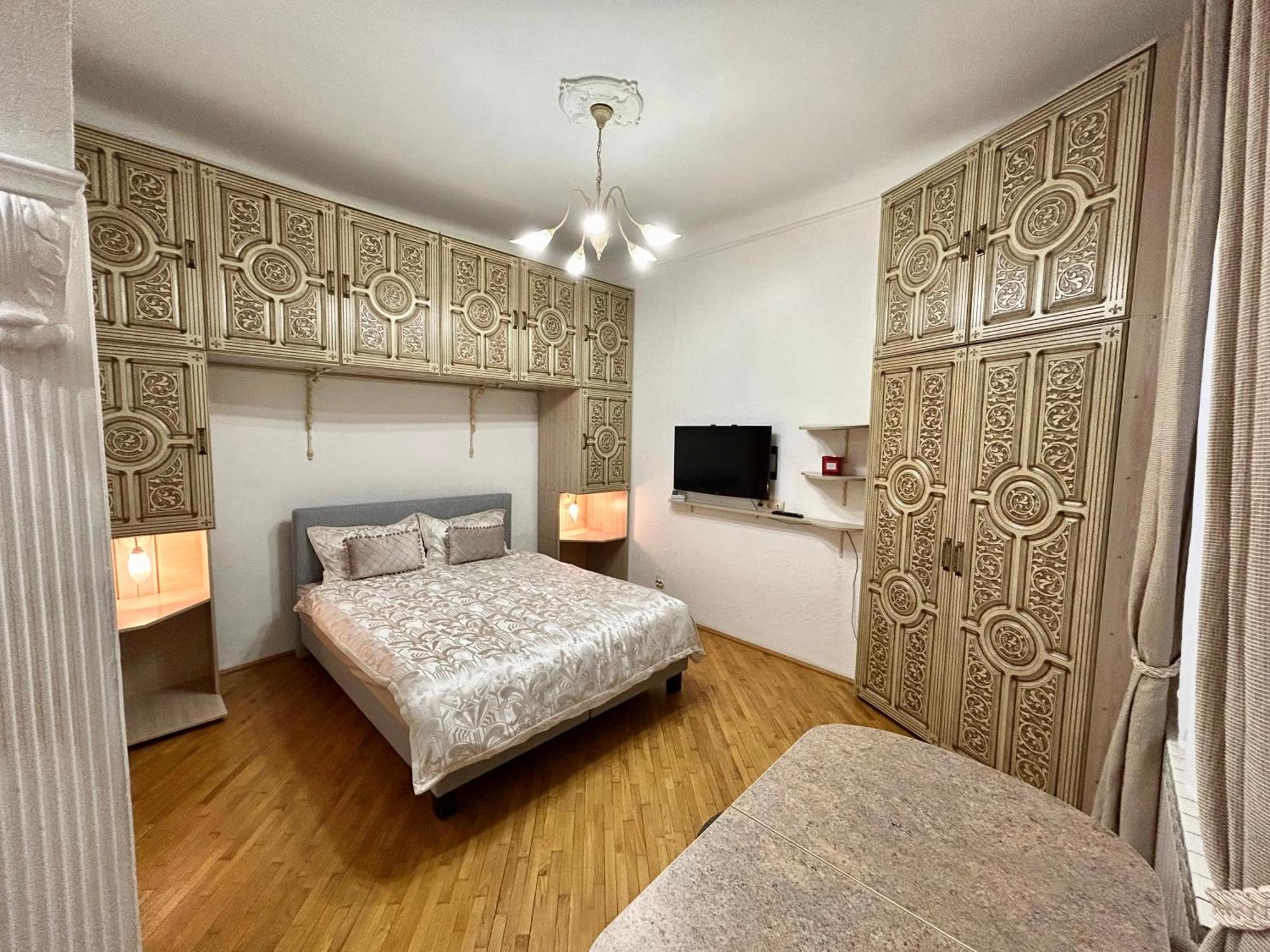 Apartments On Sholom Aleichem Та Ще Варіант Поруч 리비프 외부 사진