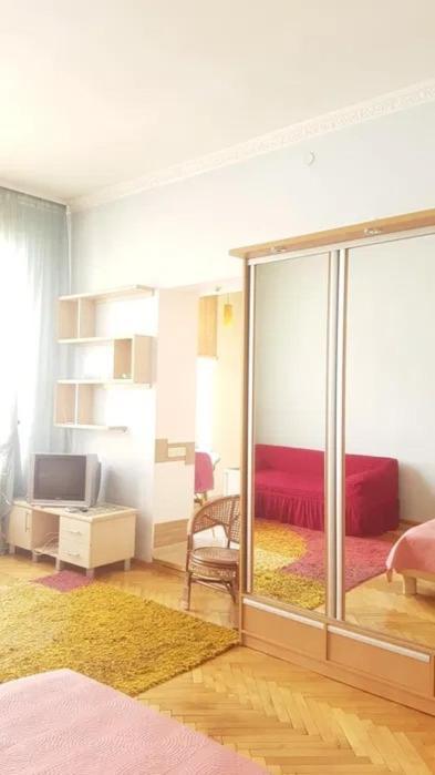 Apartments On Sholom Aleichem Та Ще Варіант Поруч 리비프 외부 사진