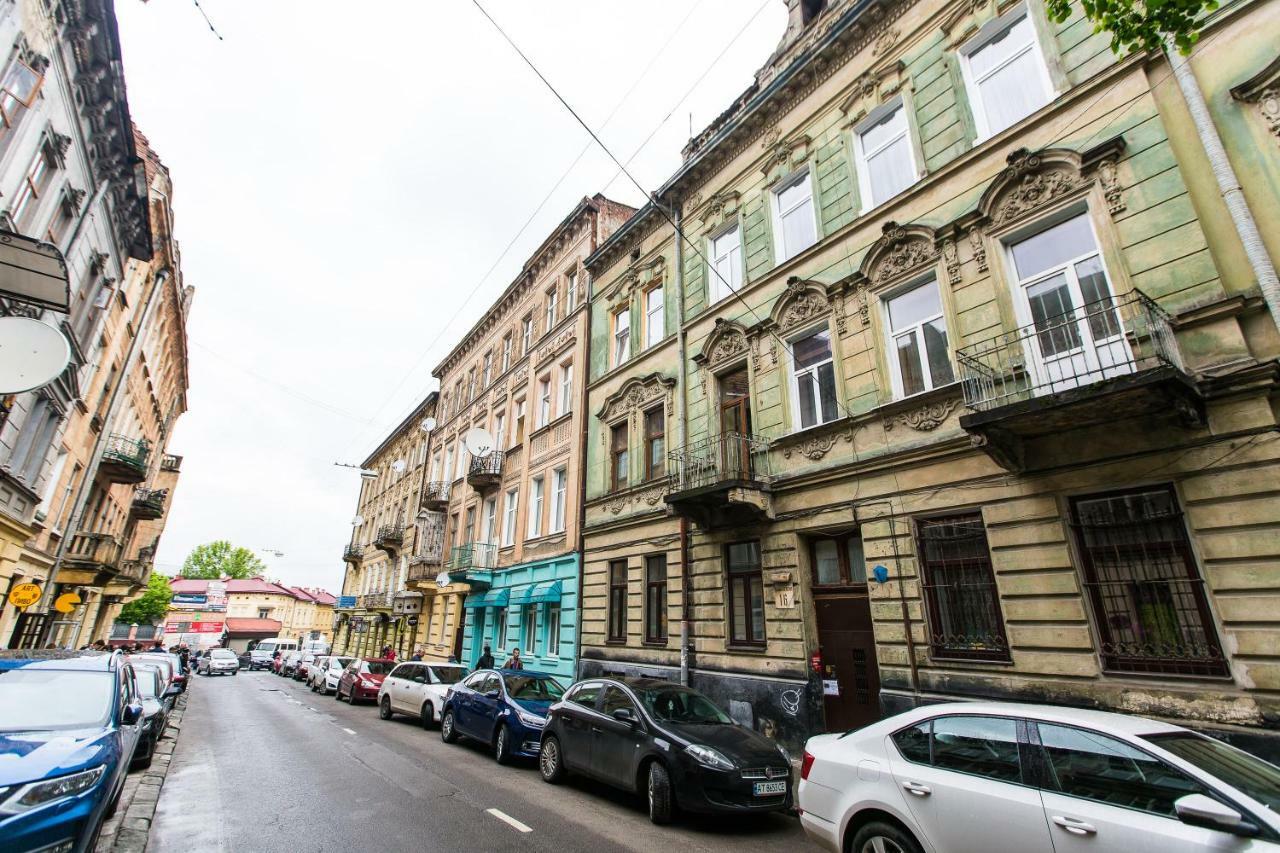 Apartments On Sholom Aleichem Та Ще Варіант Поруч 리비프 외부 사진