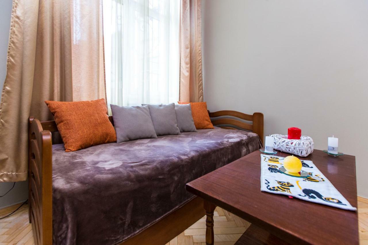 Apartments On Sholom Aleichem Та Ще Варіант Поруч 리비프 외부 사진